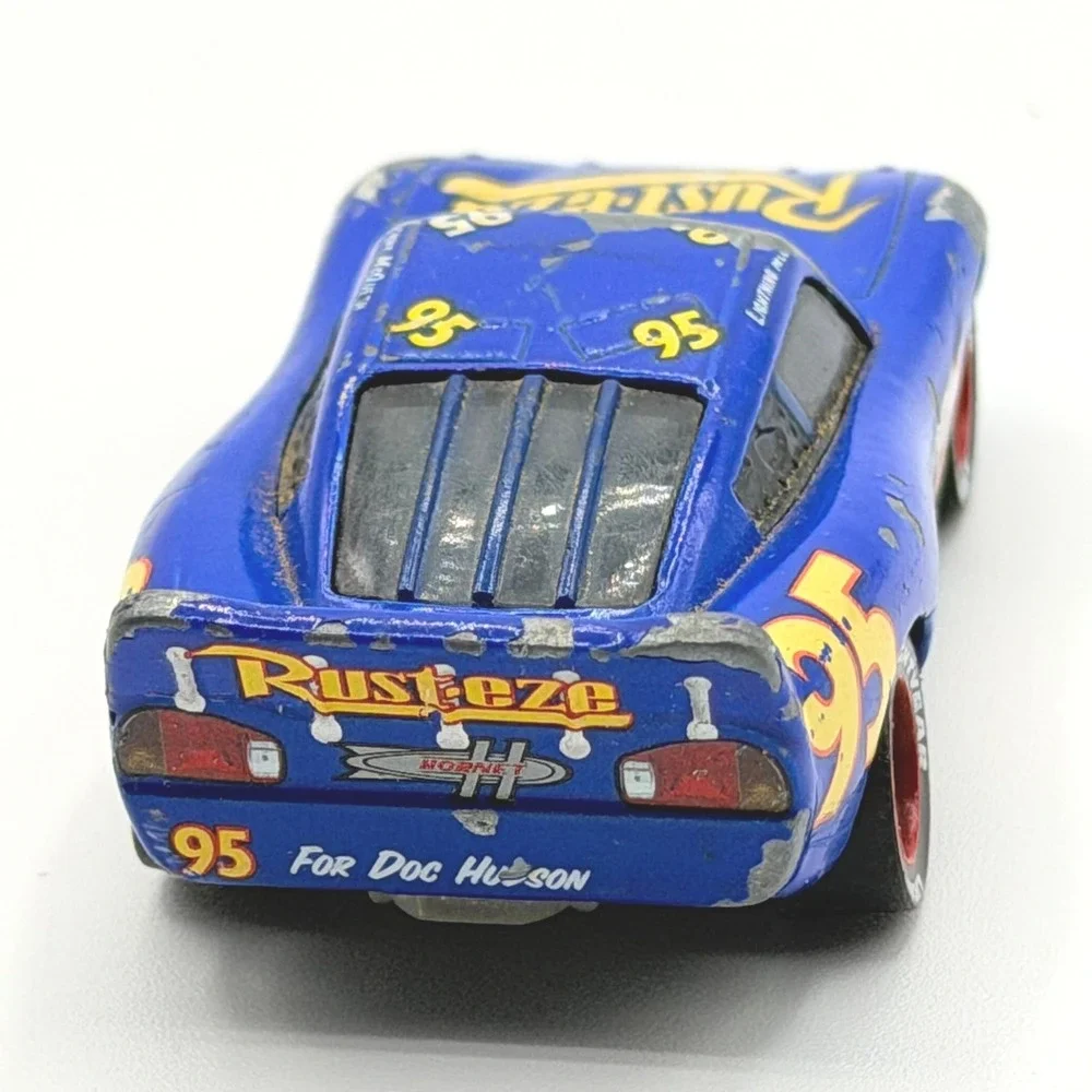 Disney Pixar Cars RUSTEZE Lightning McQueen Blue Diecast Mattel 1:55 DXV45B